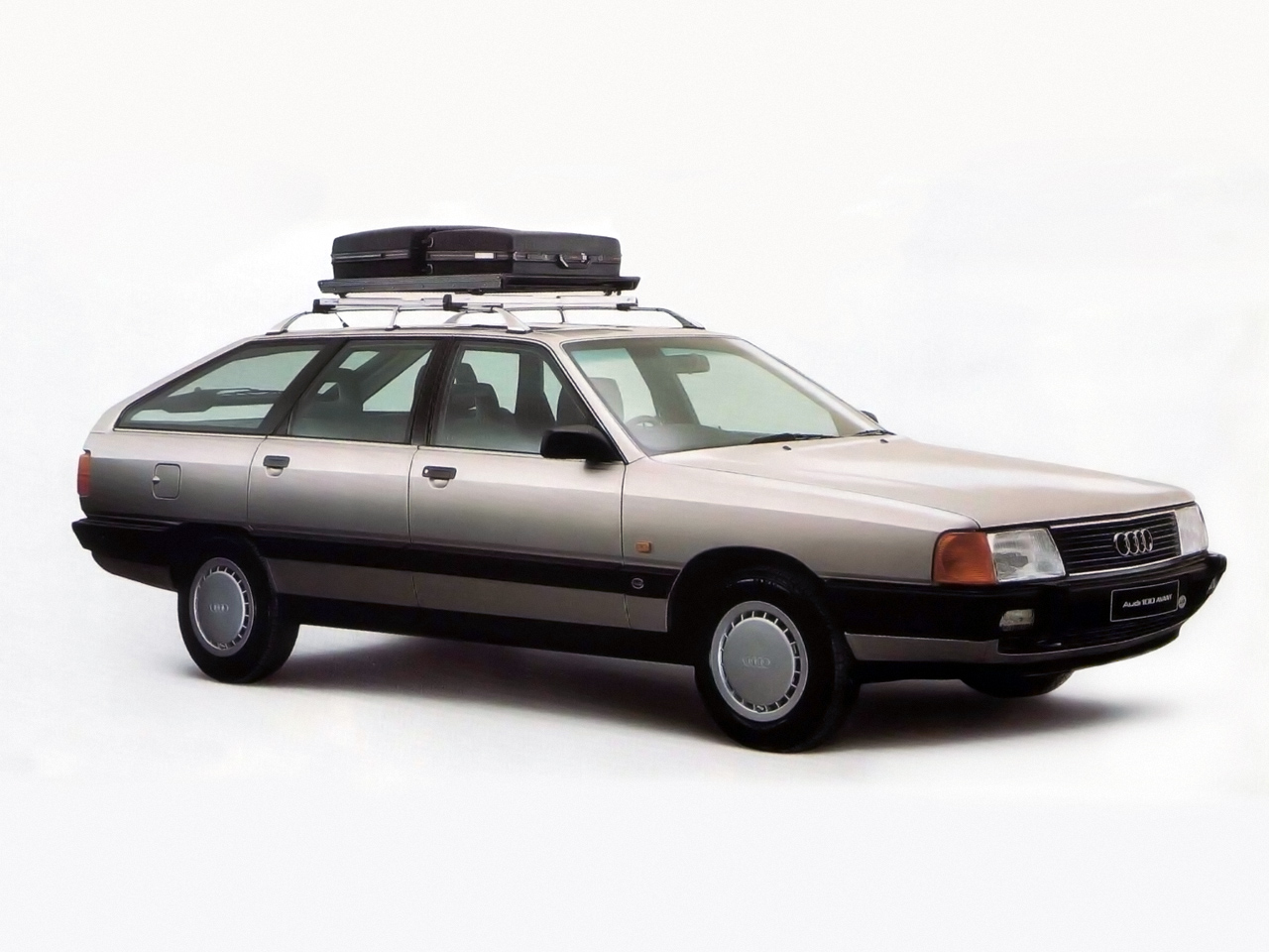 Audi 100 Avant 2.2 E, 138hp (Automatic)